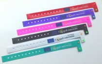 4-värvilise trükiga vinüülkäepaelad